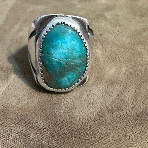 Vintage Large Southwestern Turquoise Ring Size 10